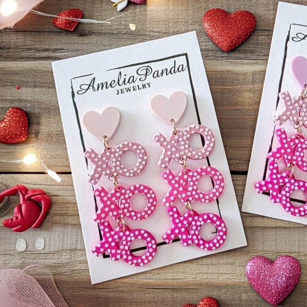 🩷Pink XO Earrings🩷